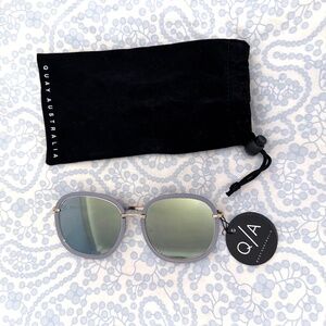 Brand New Quay Australia Dreamy Ways Sunglasses With Soft Pouch